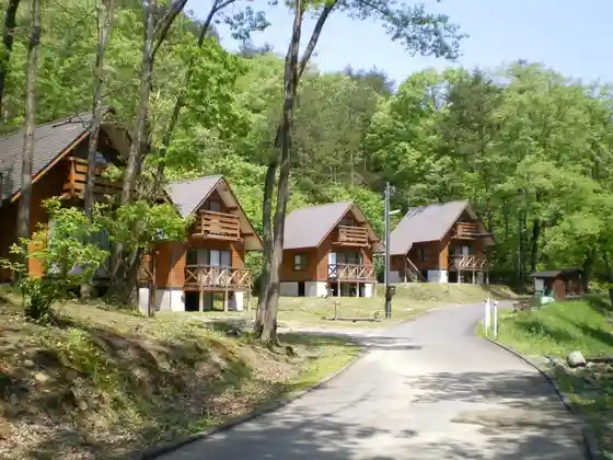 Kaku Kami Kohan Seishonen Ryoko Village