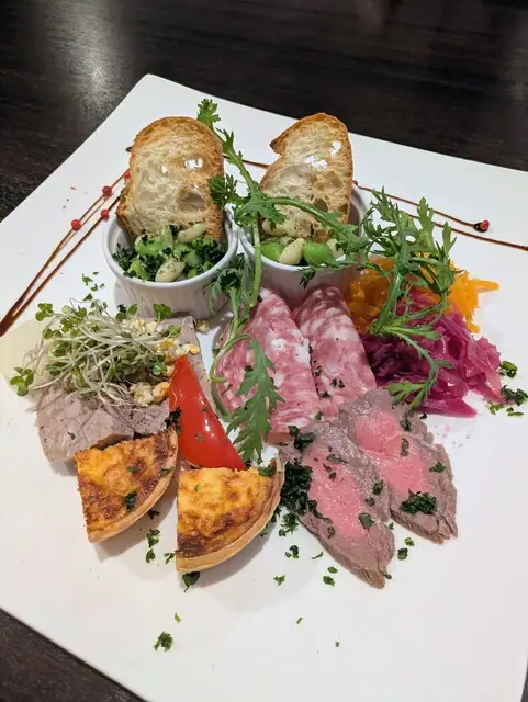 Bistro-ya Taka