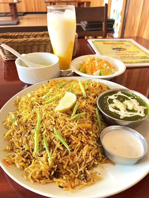 Indian Curry Suruchi