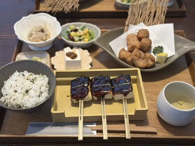 Mamekome