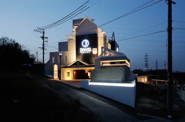 Jewel Hotel Luxury&Modernn (Otonasenyo 18 Kin Hapihote Teikei)