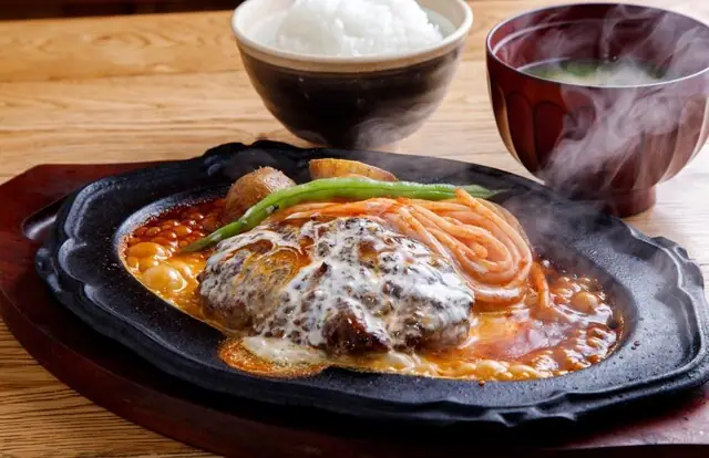 Kun no Hamburg Steak Wo Tabeta I Mitsui Autoretto Park Okazaki