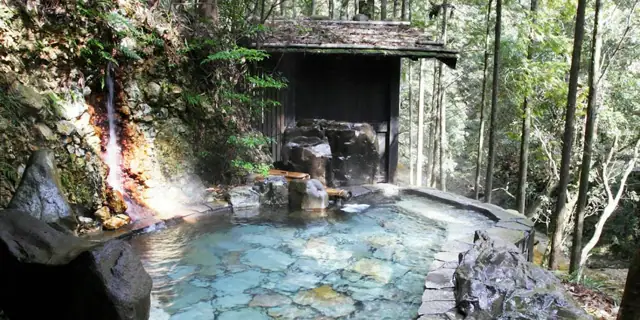 Hazu Gassho
