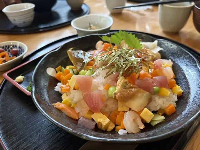 Atsumi No Donburi Ya Marumi