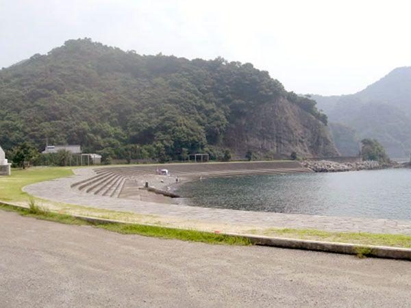 Kotakahama Beach