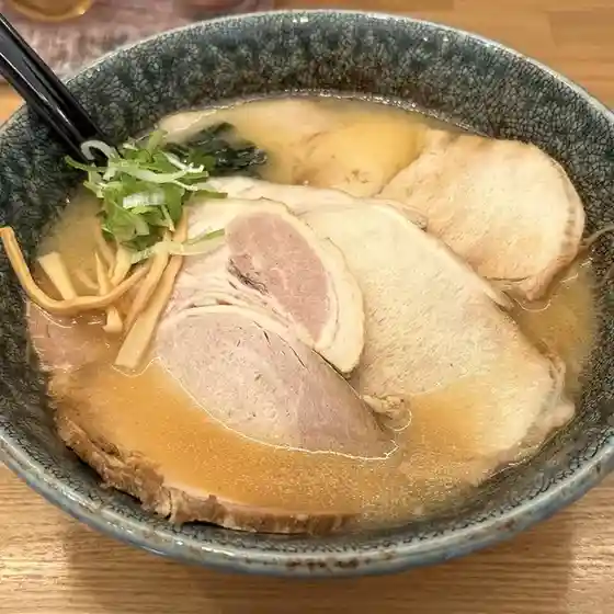 寳龍 足寄店