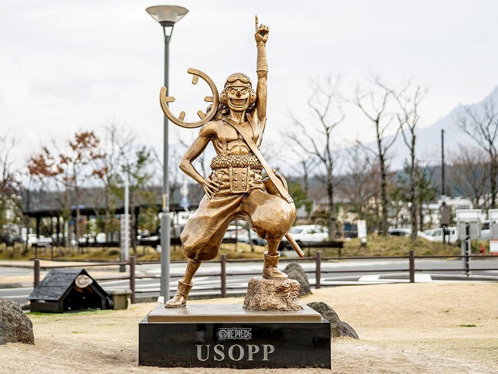 Usopp Statue