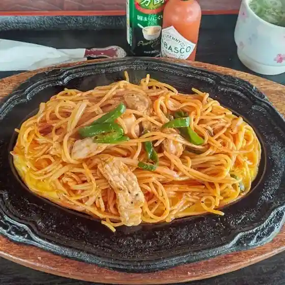 お食事処 かくれん坊
