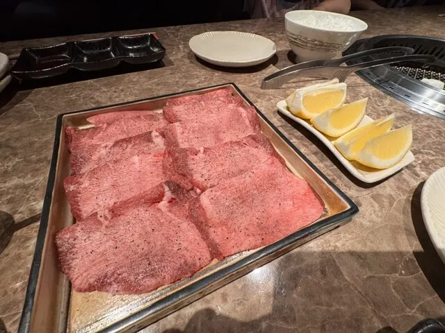焼肉の愛次郎