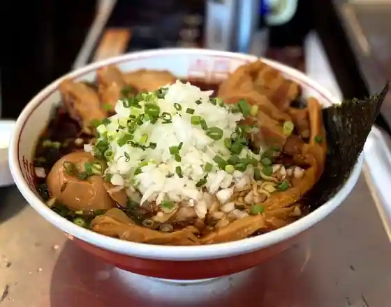 竹岡式ラーメン びーどろ食堂
