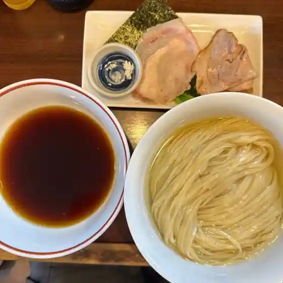 とものもと