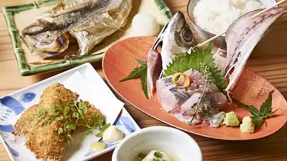 魚料理・もつ鍋  山咲き