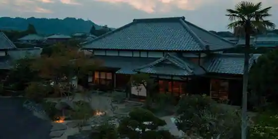 Hitomune Tai Ko Minka Yado Mahoro No