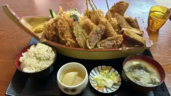 Ton Kichi