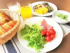 Hotel Makuwan CNT