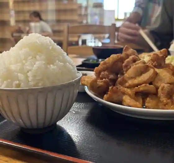 かさや食堂