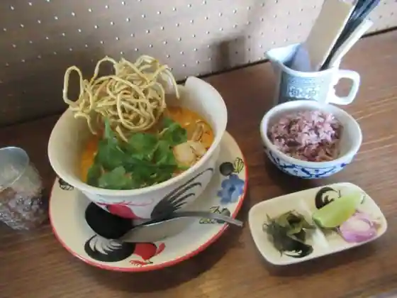 エスニックカフェ クローバー