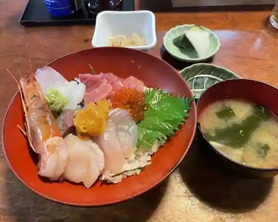 なかむら 小湊店