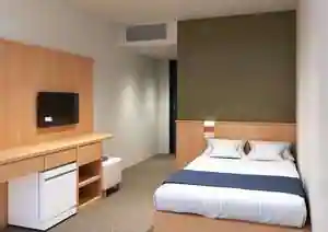 HOTEL THE BELLE