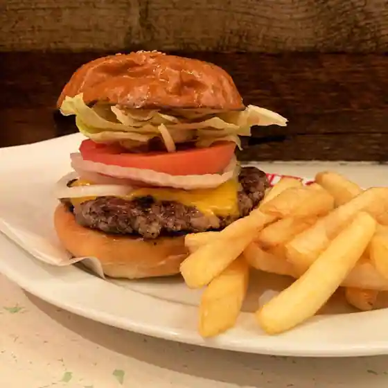 マンドリン ハンバーガーキッチン