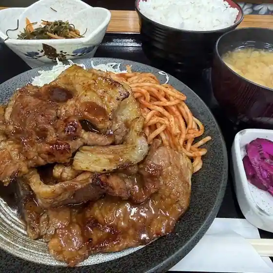 あきもと食堂