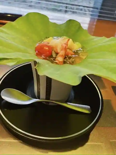 ロクザ