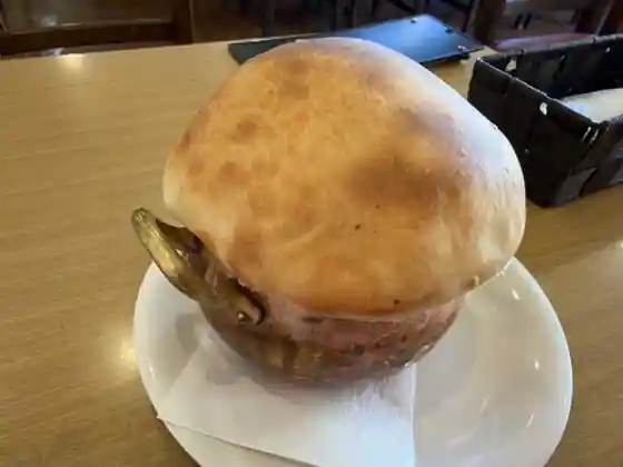 Rosu Anjierusu