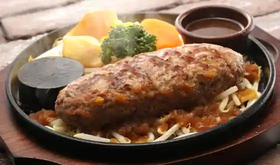 カウベル 八千代本店