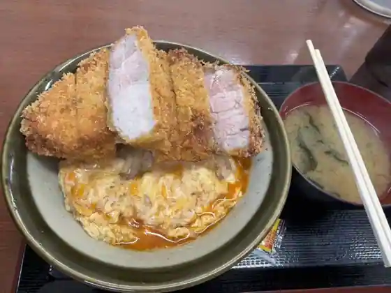 籠屋食堂