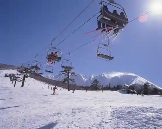 Daisen Howaito Resort (Daisen Ski Area)