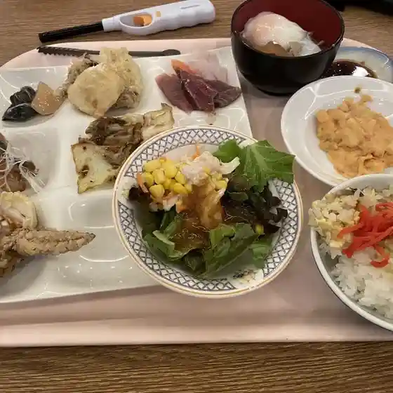 ホロホロ山荘
