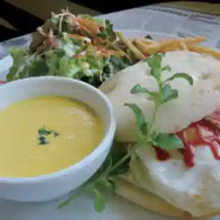 Daidokoro CAFE MOKU