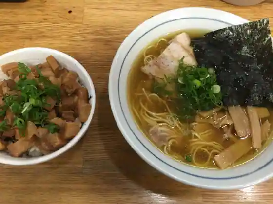 ひかり食堂