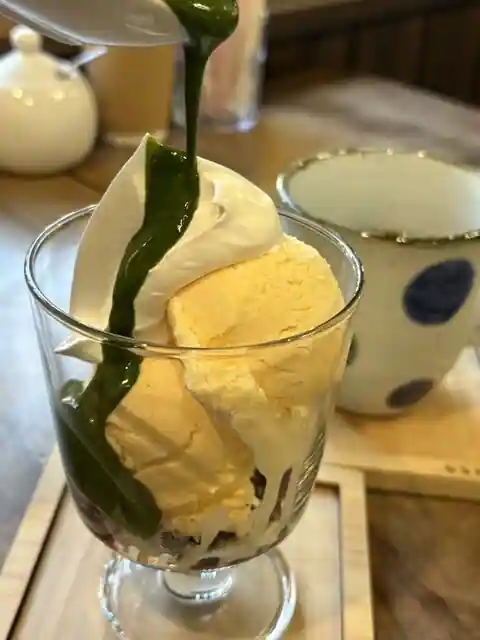 Naru Cafe