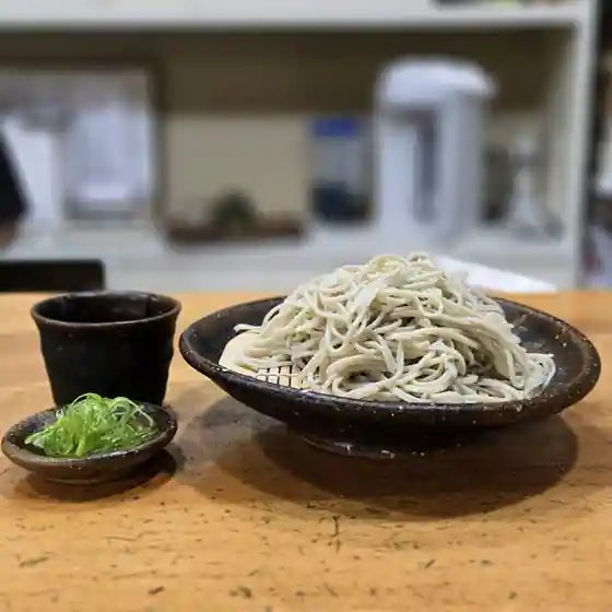 まえの