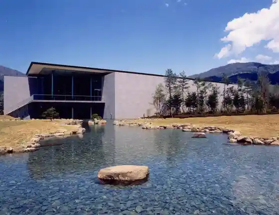 Lake Kawaguchi Art Museum
