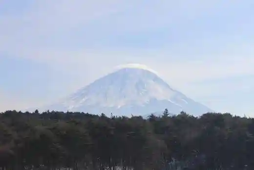 Cap-Cloud Mount Fuji
