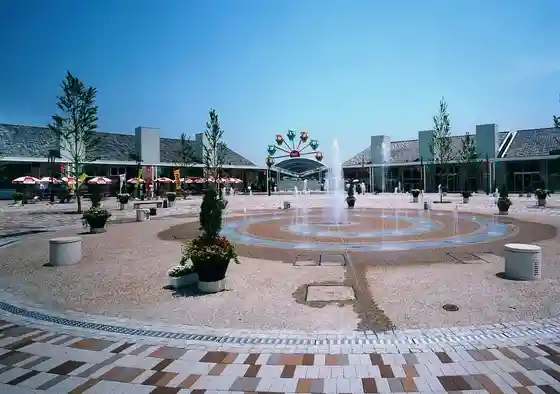 Raran Fujioka Highway Oasis