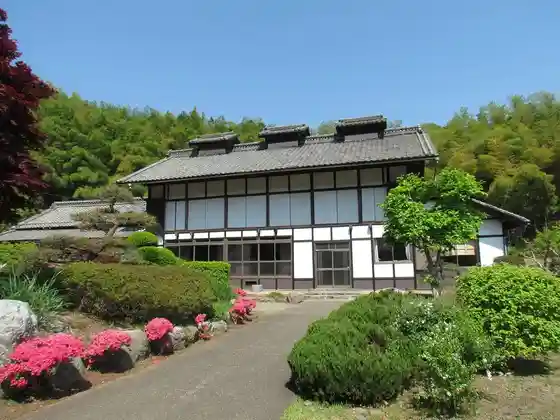 Takayama-sha Sericulture School