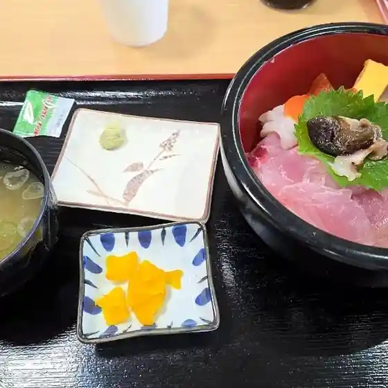 海の駅ふかうら 深浦まるごと市場