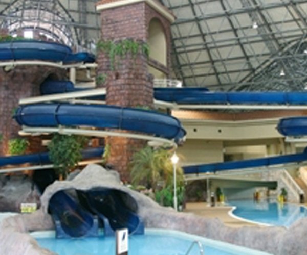Fukaya Green Park and Aqua Paradise Patio