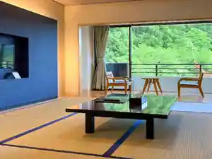 Maruoka Onsen Takekurabe