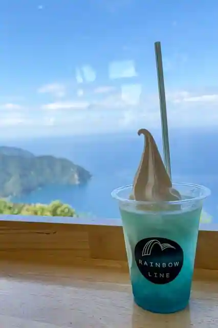 cafe なないろ