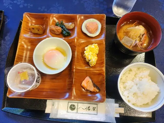 Hachiman-ya
