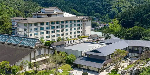 Haha Hatake Onsen Hachiman Ya