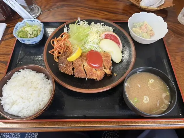 Yakikatsu Taro