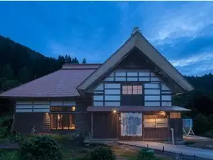 Tamanashi Joraku (Kuriki and Kuwahara Houses)