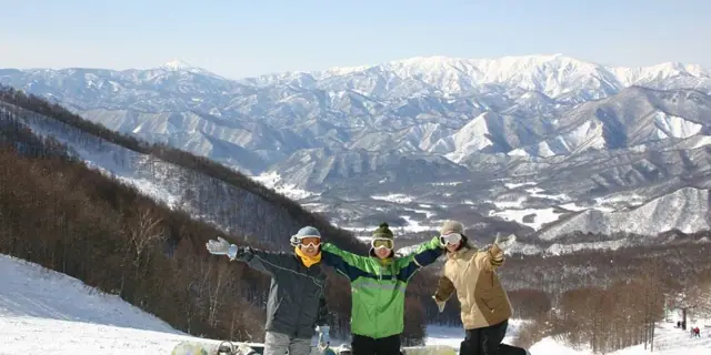 Aizu Kogen Takatsue Ski Area