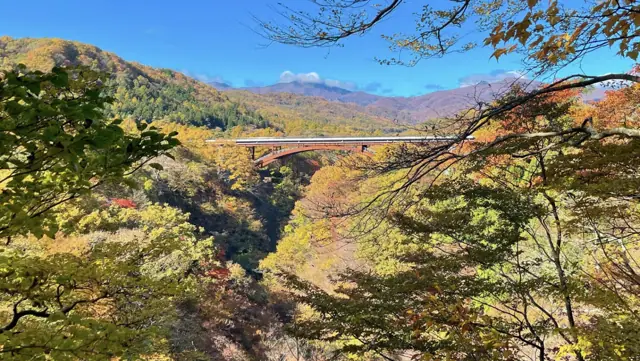 Yukiwari Bridge