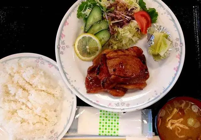 Keishoku Cafe Rainbow